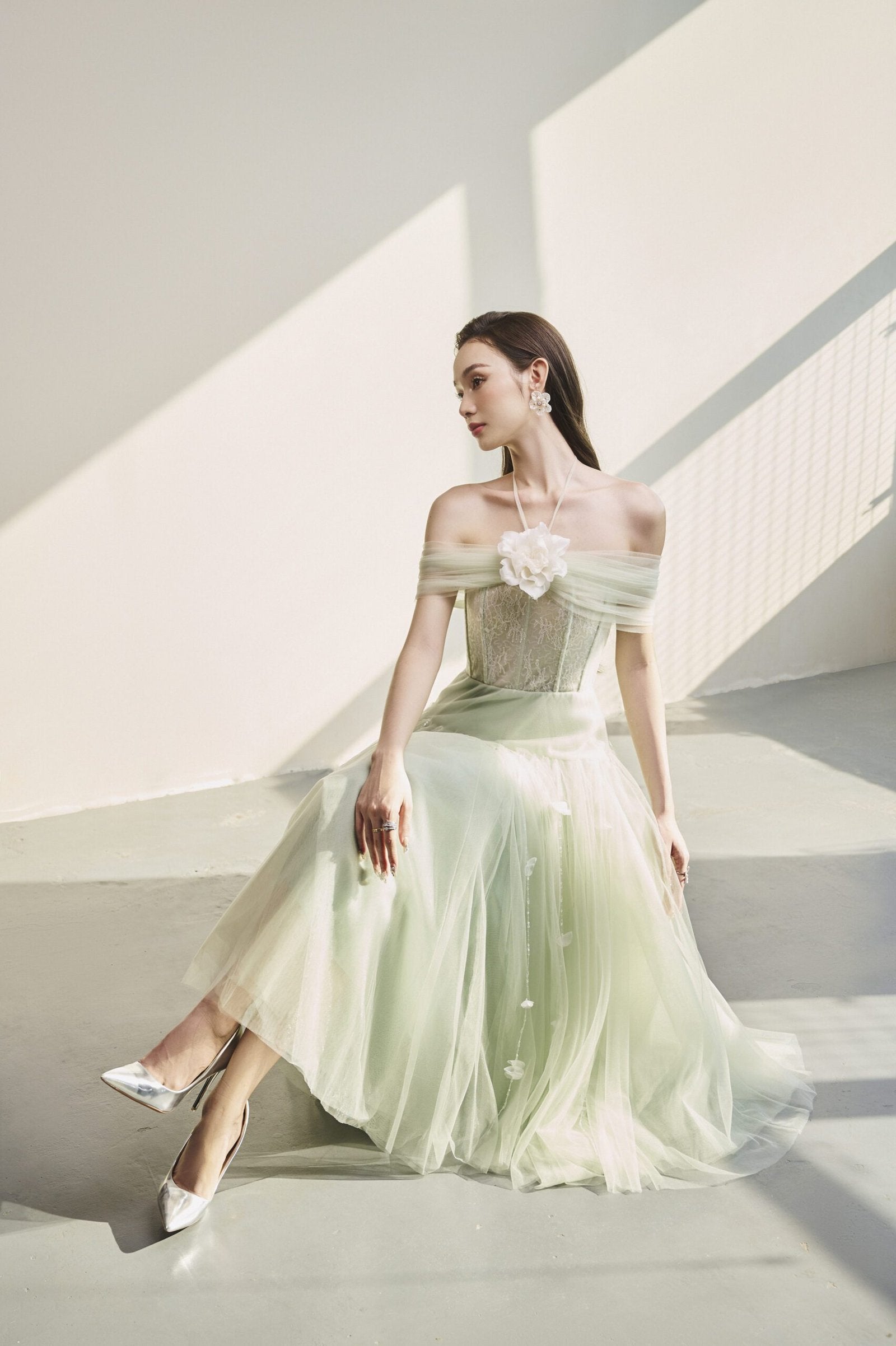 Laura Dress image 4