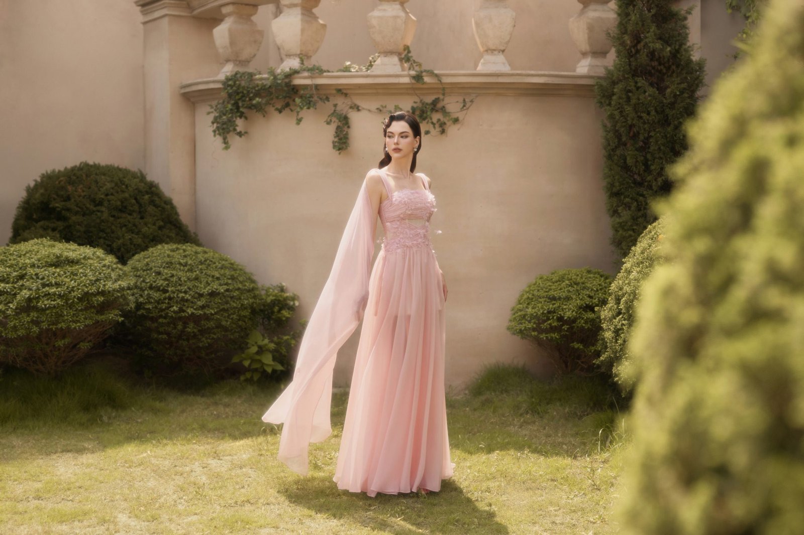 THALIA DRESS image 4