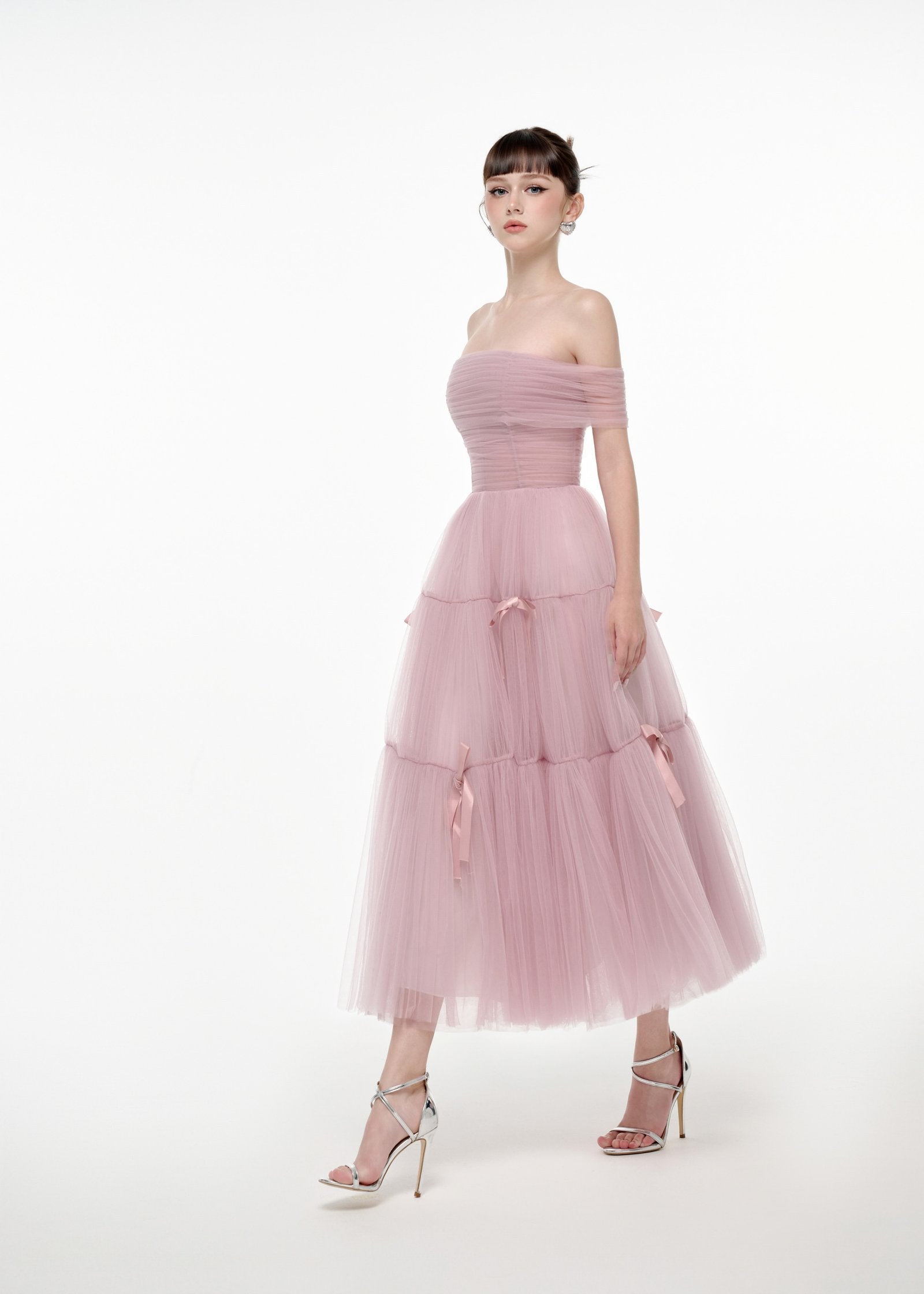 BOWTIE DRESS image 2