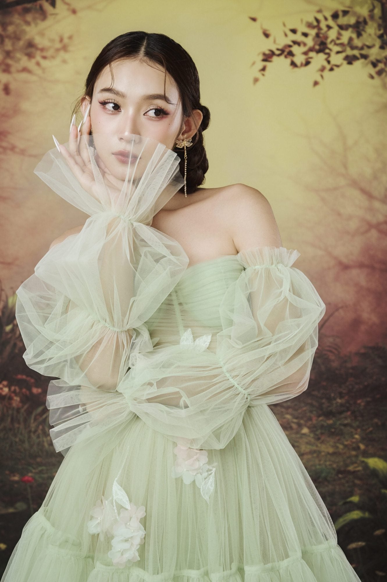 Doris Dress image 2