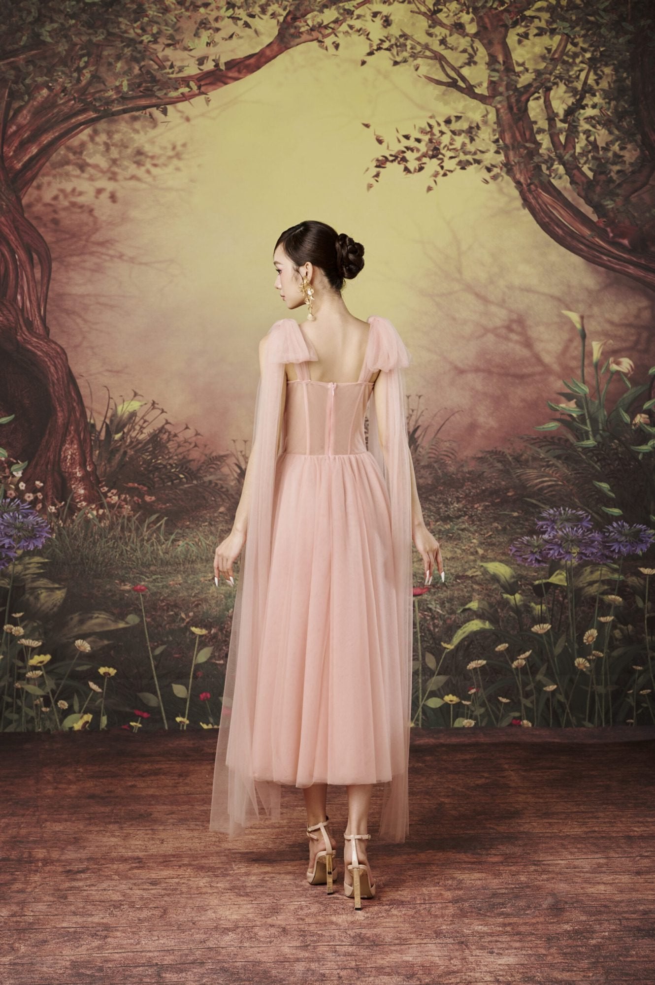 LiLy Dress image 1