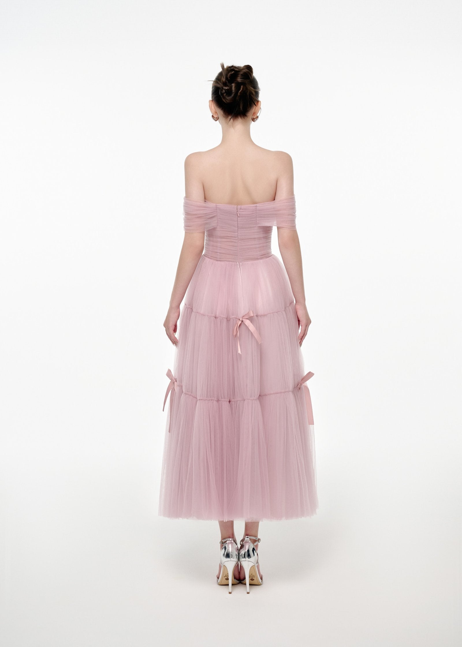 BOWTIE DRESS image 1